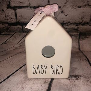 NWT Rae Dunn “Baby Bird” Ceramic Birdhouse